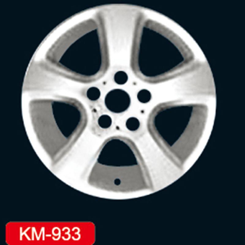 KM933