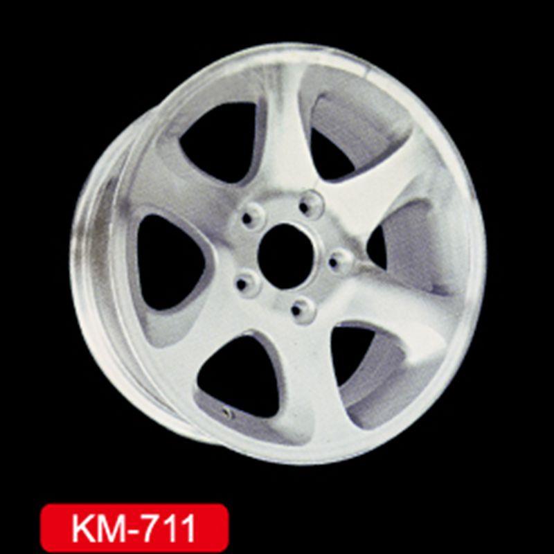 KM711