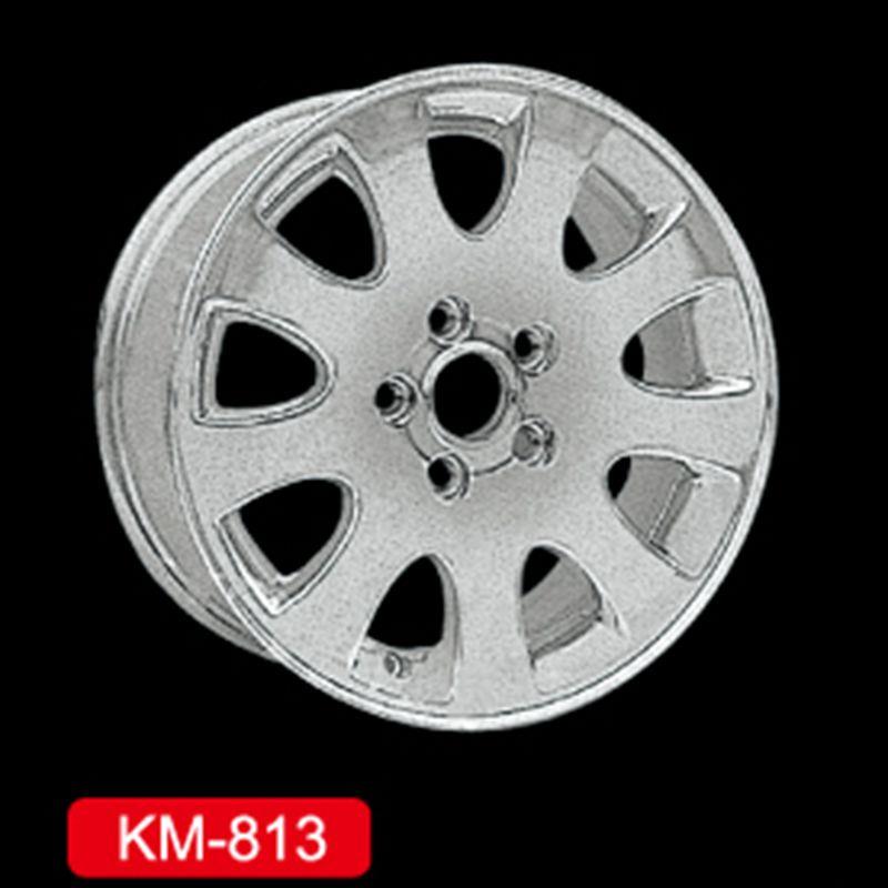 KM813