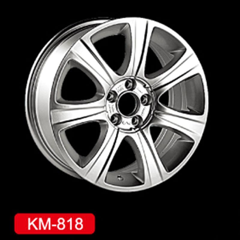 KM818