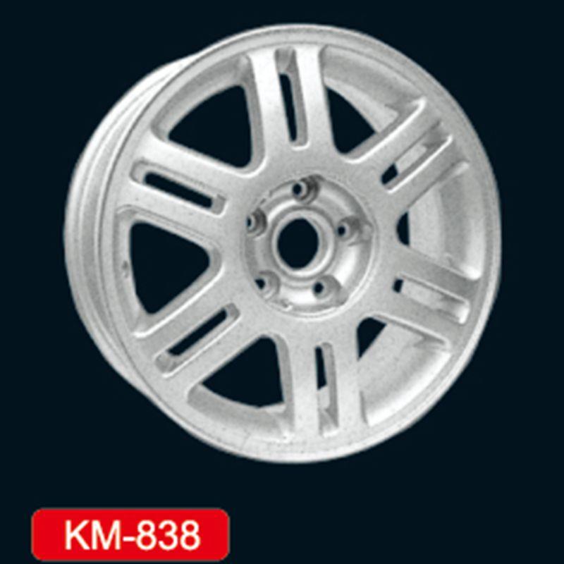KM838