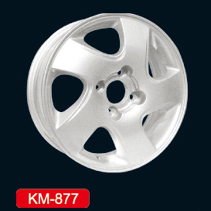 KM877