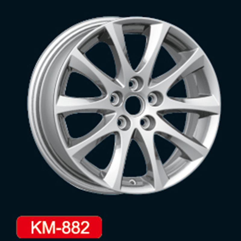 KM882