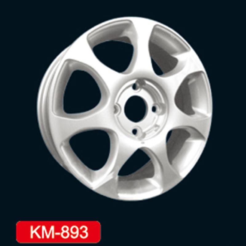 KM893
